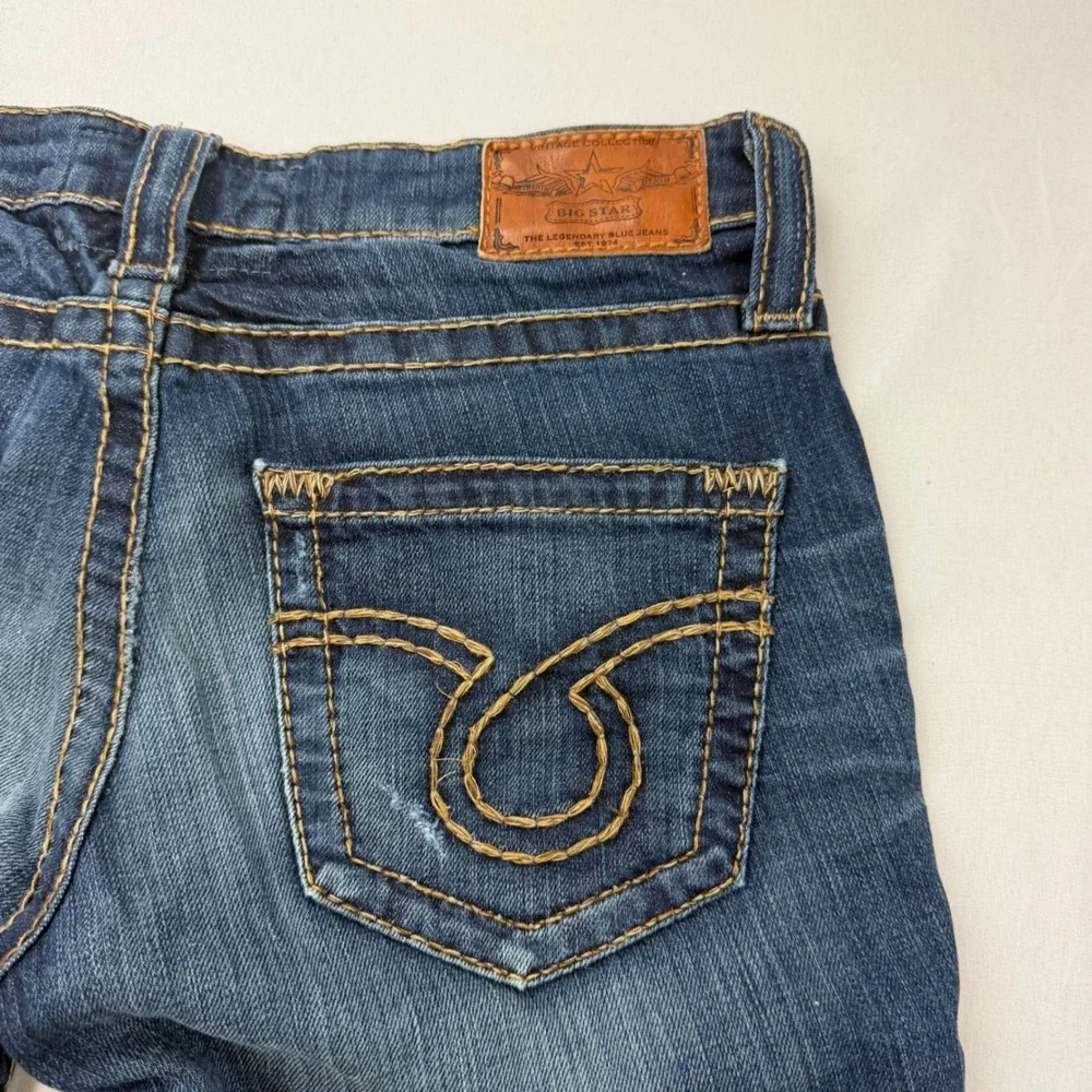 Big Star Liv Bermuda Denim Shorts Womens 29R Blue Low Rise Contrast Stitch